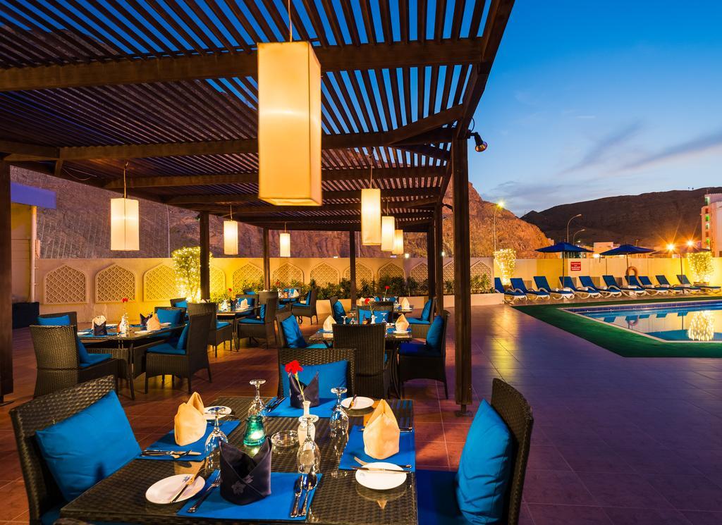 Tulip Inn Downtown Muscat Exterior foto