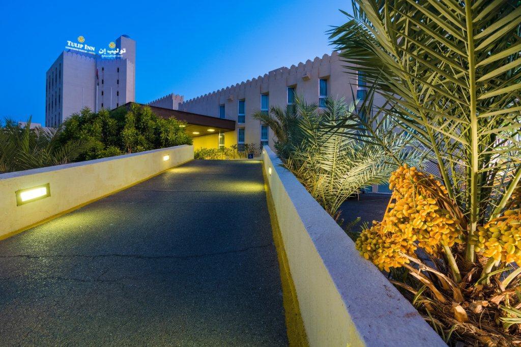 Tulip Inn Downtown Muscat Exterior foto