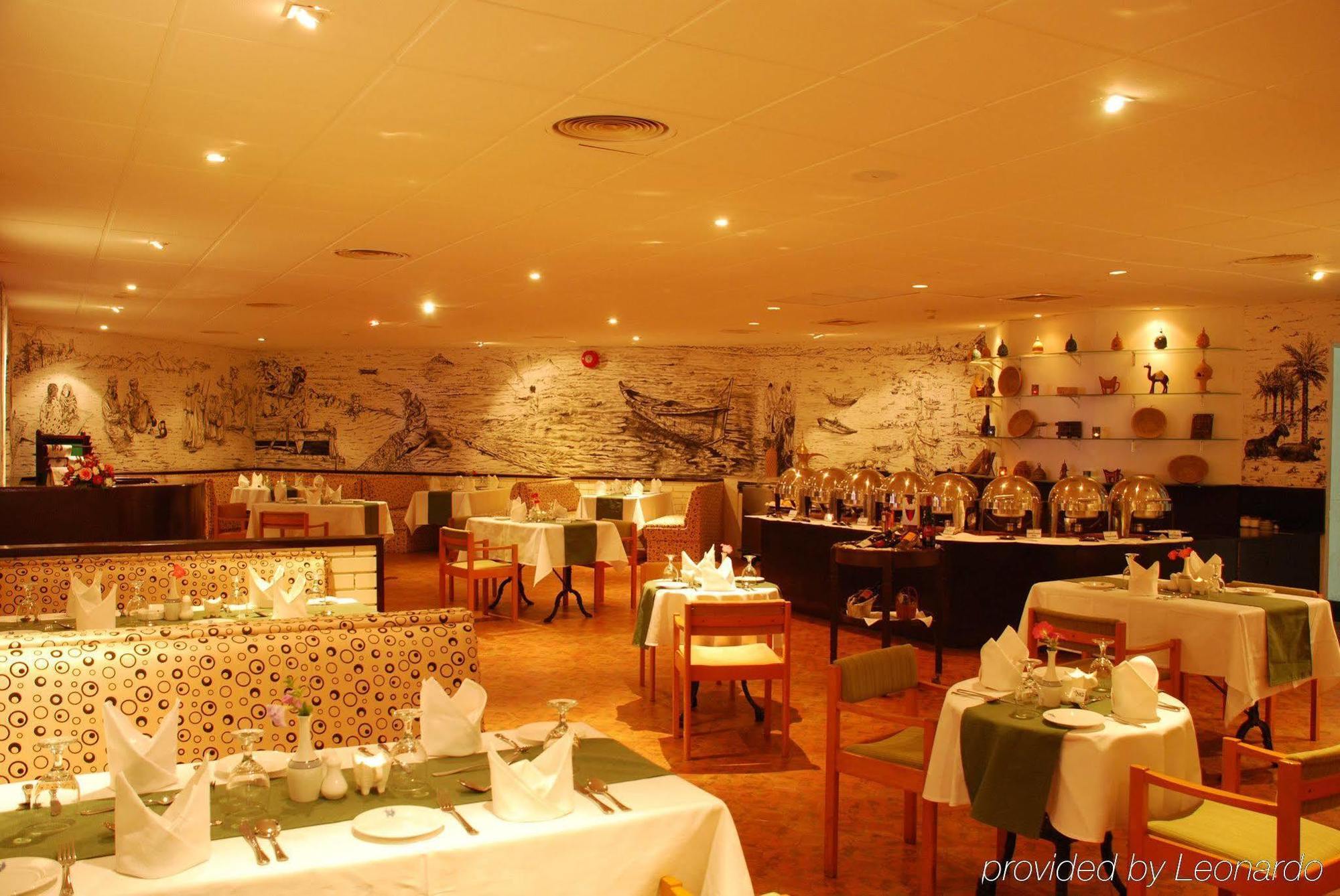 Tulip Inn Downtown Muscat Exterior foto
