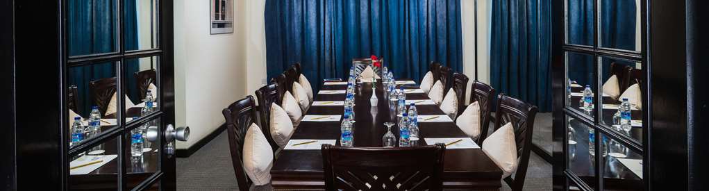 Tulip Inn Downtown Muscat Exterior foto
