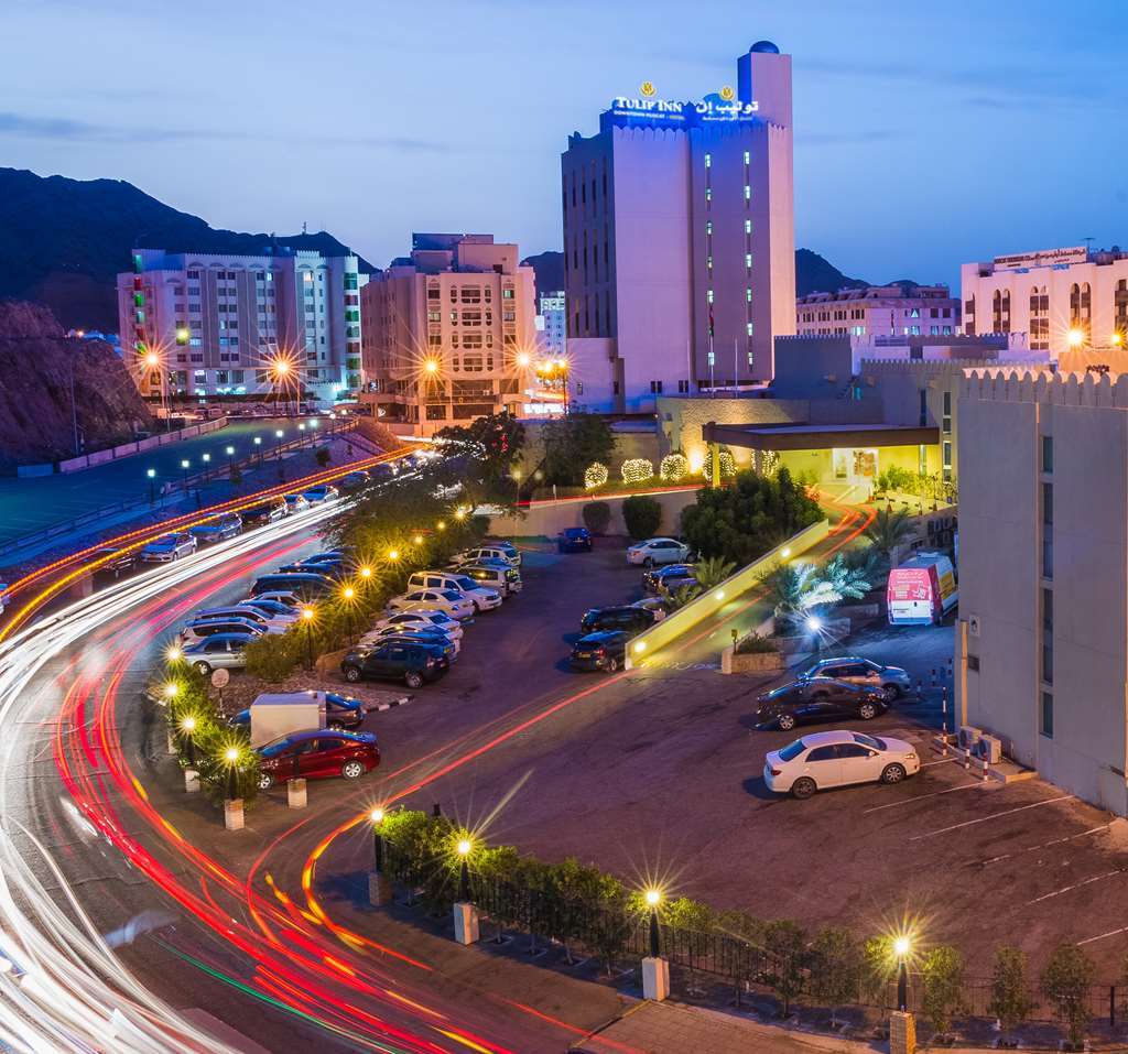Tulip Inn Downtown Muscat Exterior foto
