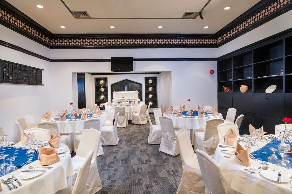 Tulip Inn Downtown Muscat Exterior foto